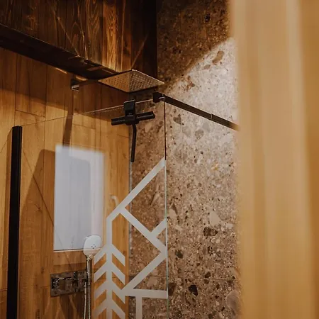 Gorska Ostoya Chalet Szlembark